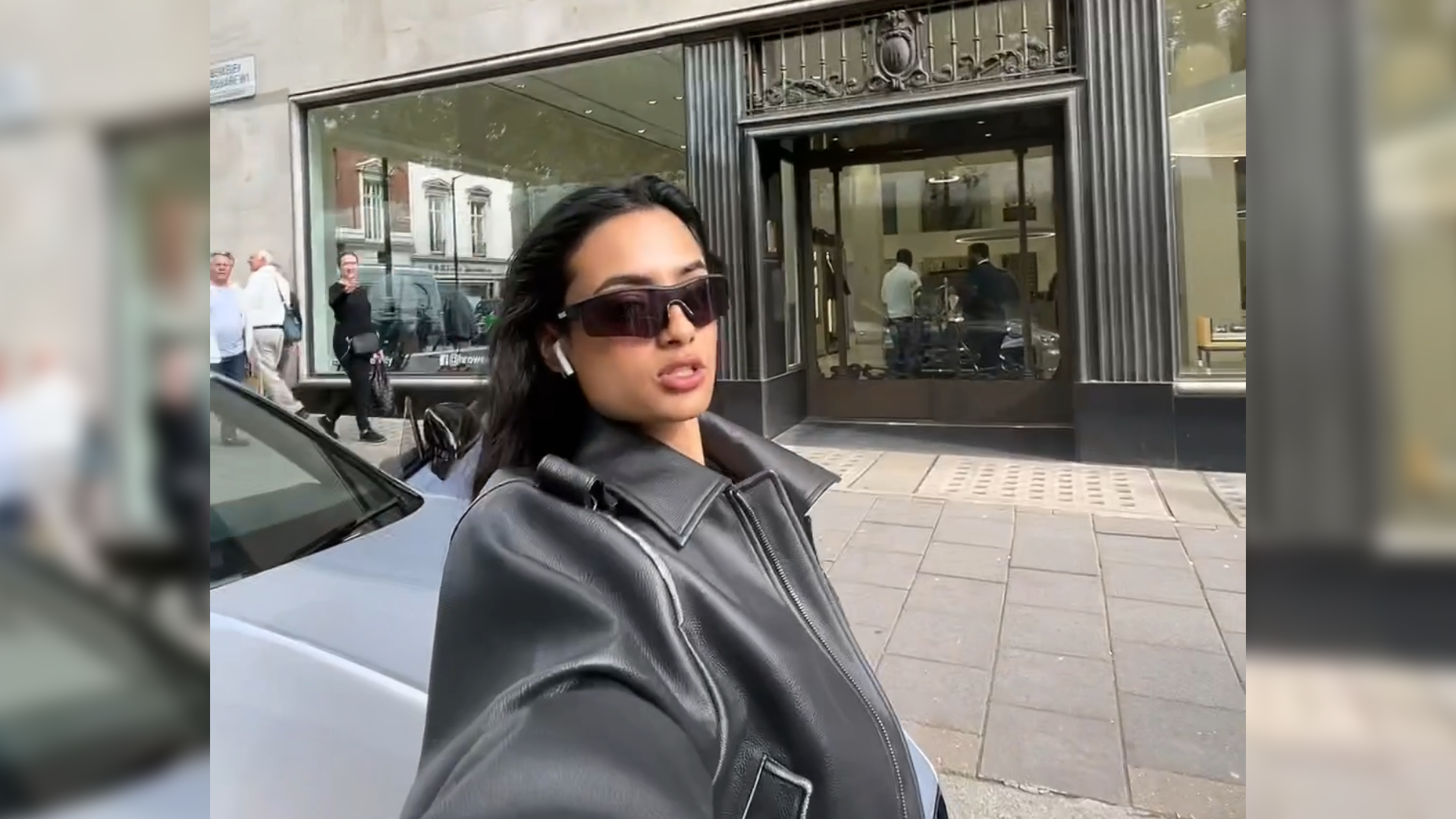 Tube Girl goes overground in style